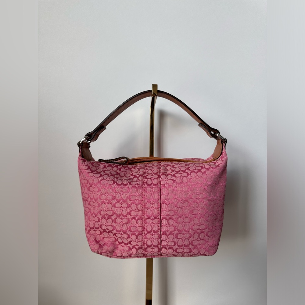 Mini pink coach bag 💕